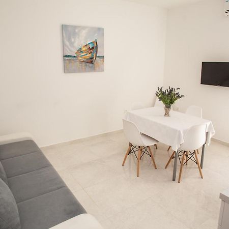 Apartment Katarina Novalja Zewnętrze zdjęcie